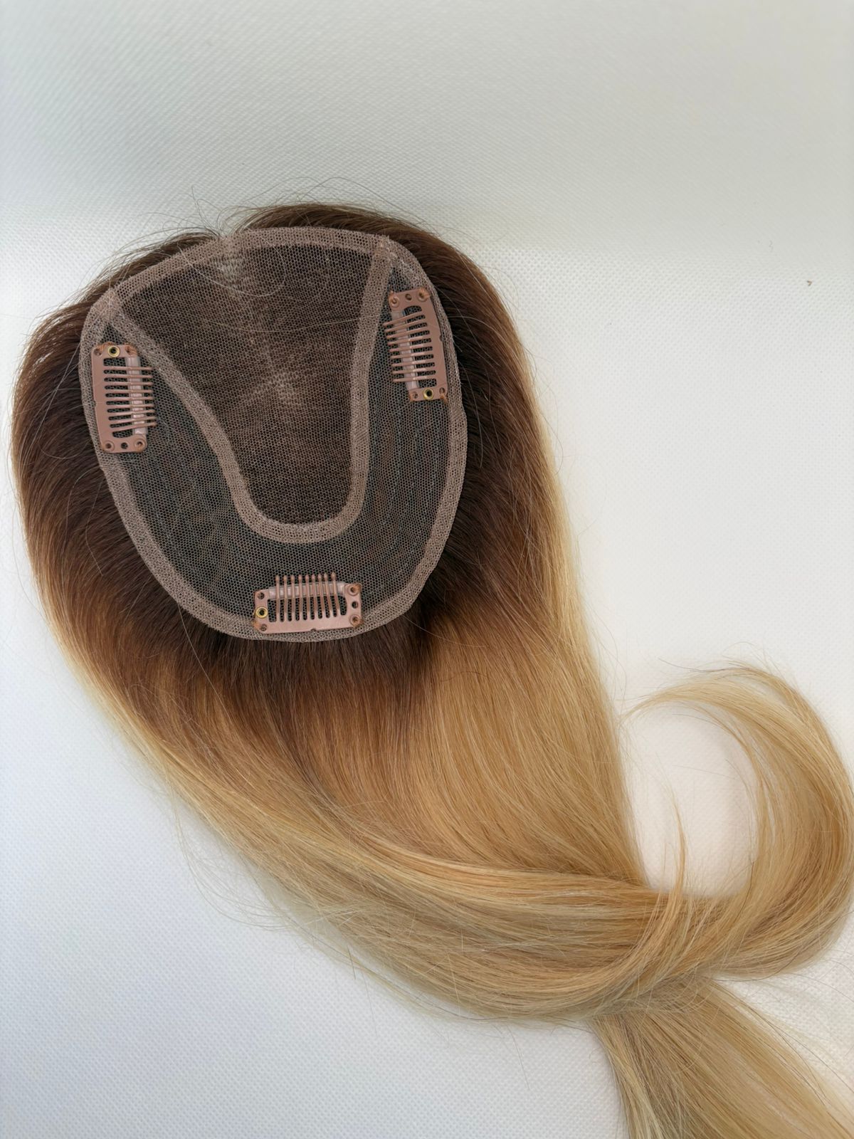 Hair topper